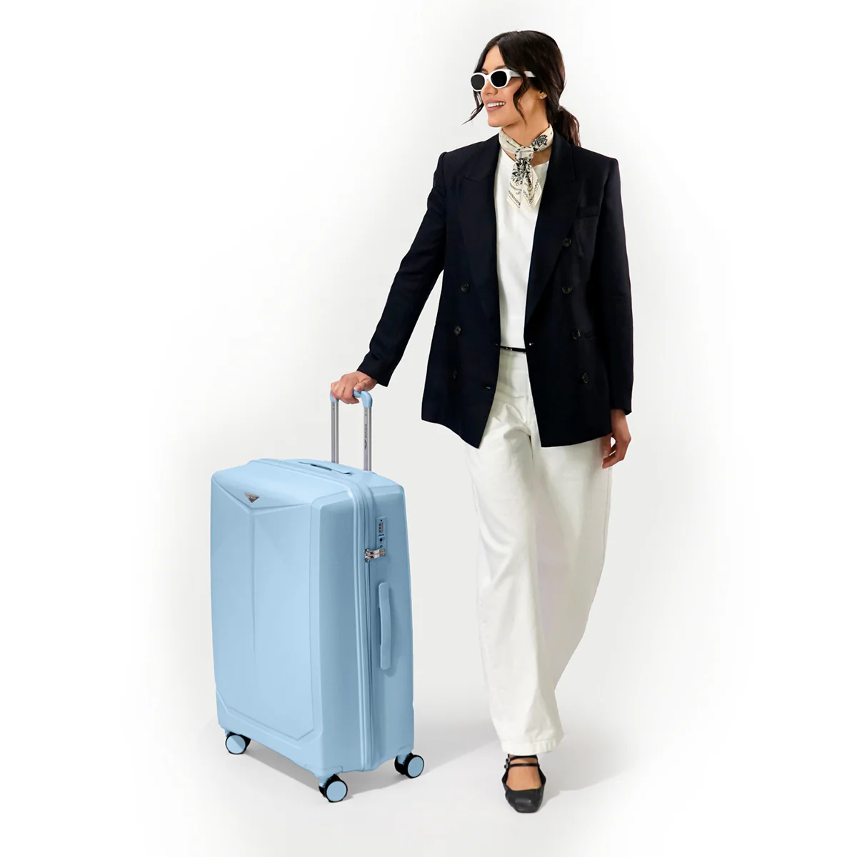 Walizka duża Wings COCKATIEL 28" polipropylen LIGHT BLUE - Image 3