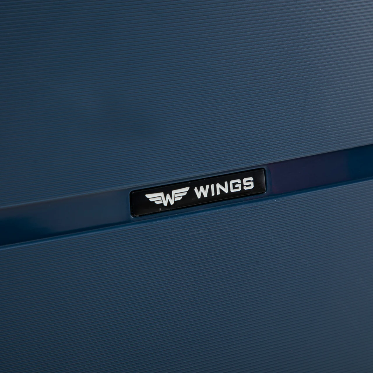 Walizka średnia Wings HAWFINCH 3.0 polipropylen 24" BLUE - Image 6