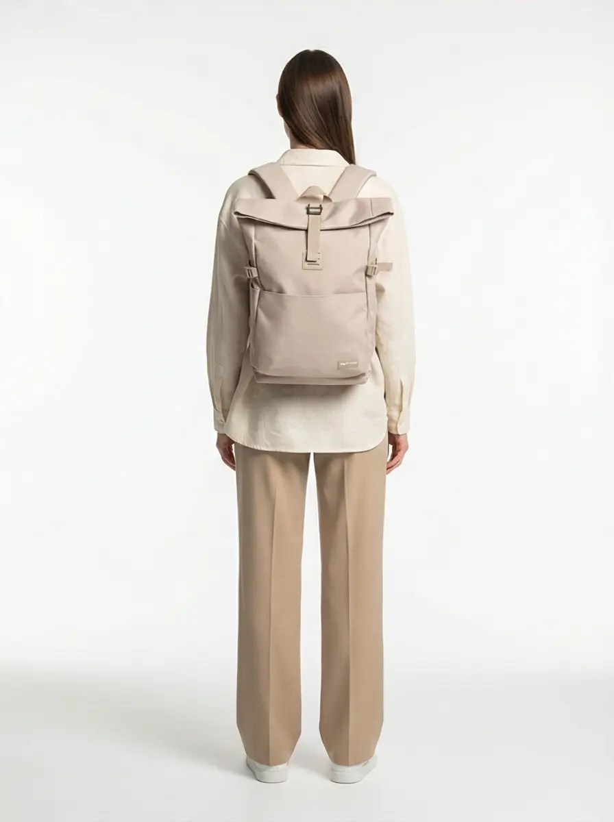 WINGS Zwijany plecak miejski 16L TROGON BEIGE - Image 4